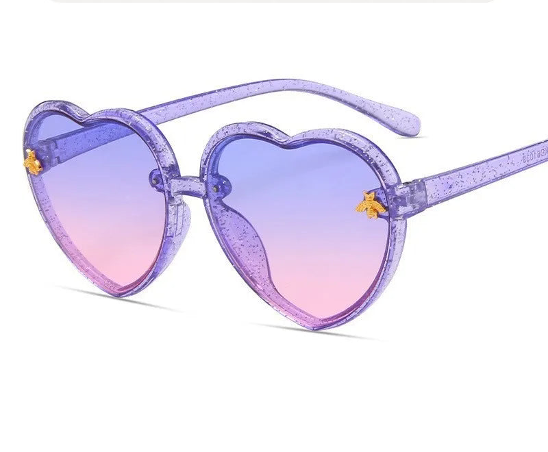 𝑅𝑒𝑡𝑟𝑜 𝐻𝑒𝑎𝑟𝑡 𝐶ℎ𝑖𝑙𝑑𝑟𝑒𝑛’𝑠 𝐹𝑎𝑠ℎ𝑖𝑜𝑛 𝑆𝑢𝑛𝑔𝑙𝑎𝑠𝑠𝑒𝑠