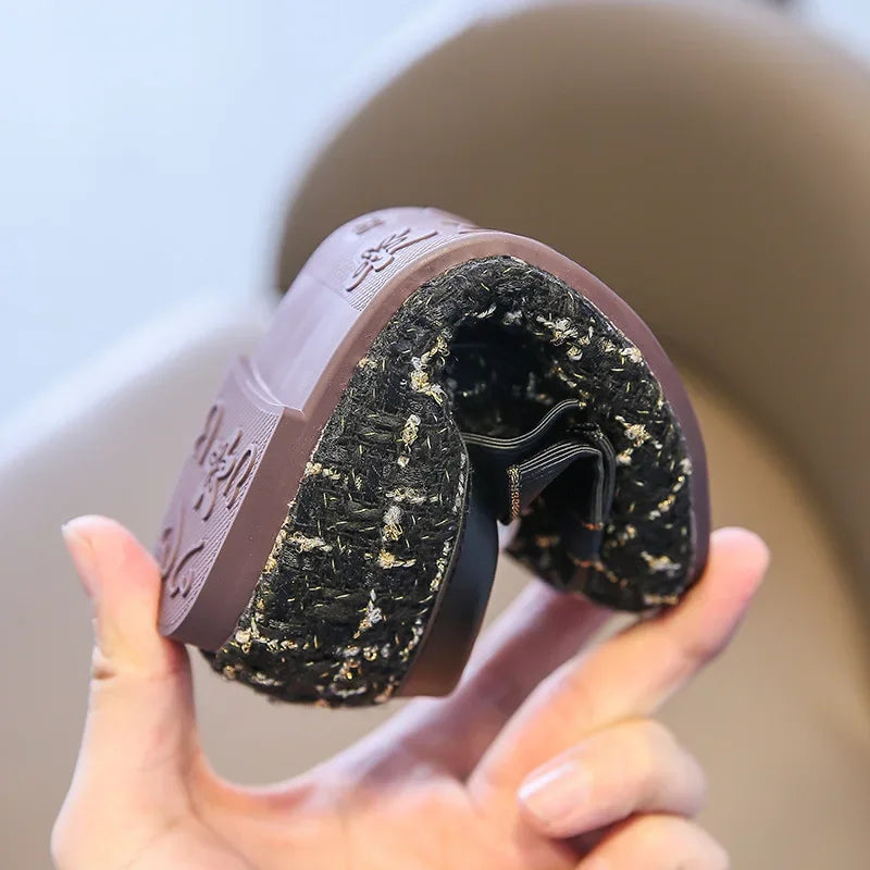 Girls Moccasins Soft Bottom Casual Leather Shoes Kids Loafers Children's Metal Wedding Autumn Fashion Flats Boat Sneakers