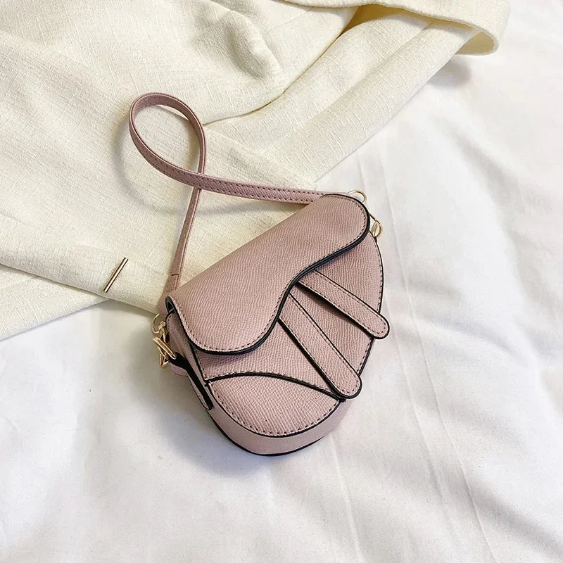 Fashionable Mini Saddle Bag Trendy Crossbody Shoulder Bag Single Strap Soft PU Leather Polyester Lining