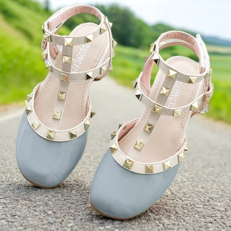 Gril's Sandalsnew Kid's Cool Babay Shoes Children's Shoes Infant Buckle Rivet Campus Show Sandals Kid's Sandals For Baby Sandals