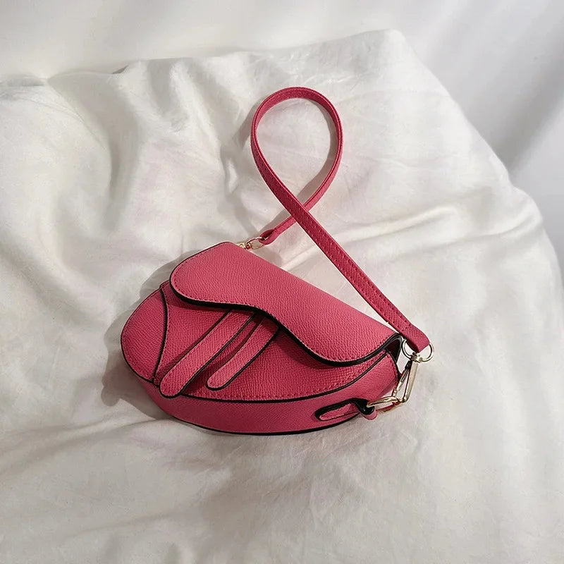 Fashionable Mini Saddle Bag Trendy Crossbody Shoulder Bag Single Strap Soft PU Leather Polyester Lining