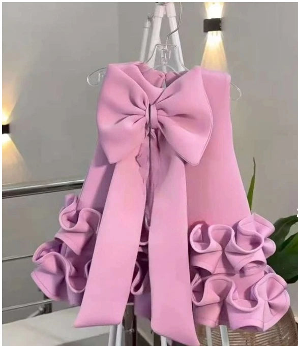 Elegant Baby Girl First Birthday Dress Princess Party Gown Floral Lace Bowknot Design Breathable Comfortable Celebration Outfit