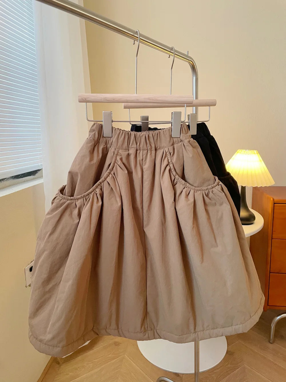 Children's Skirt 2024 Winter Girls Korean Thickened Cotton Skirt Children's Warm Large Pocket Skirt