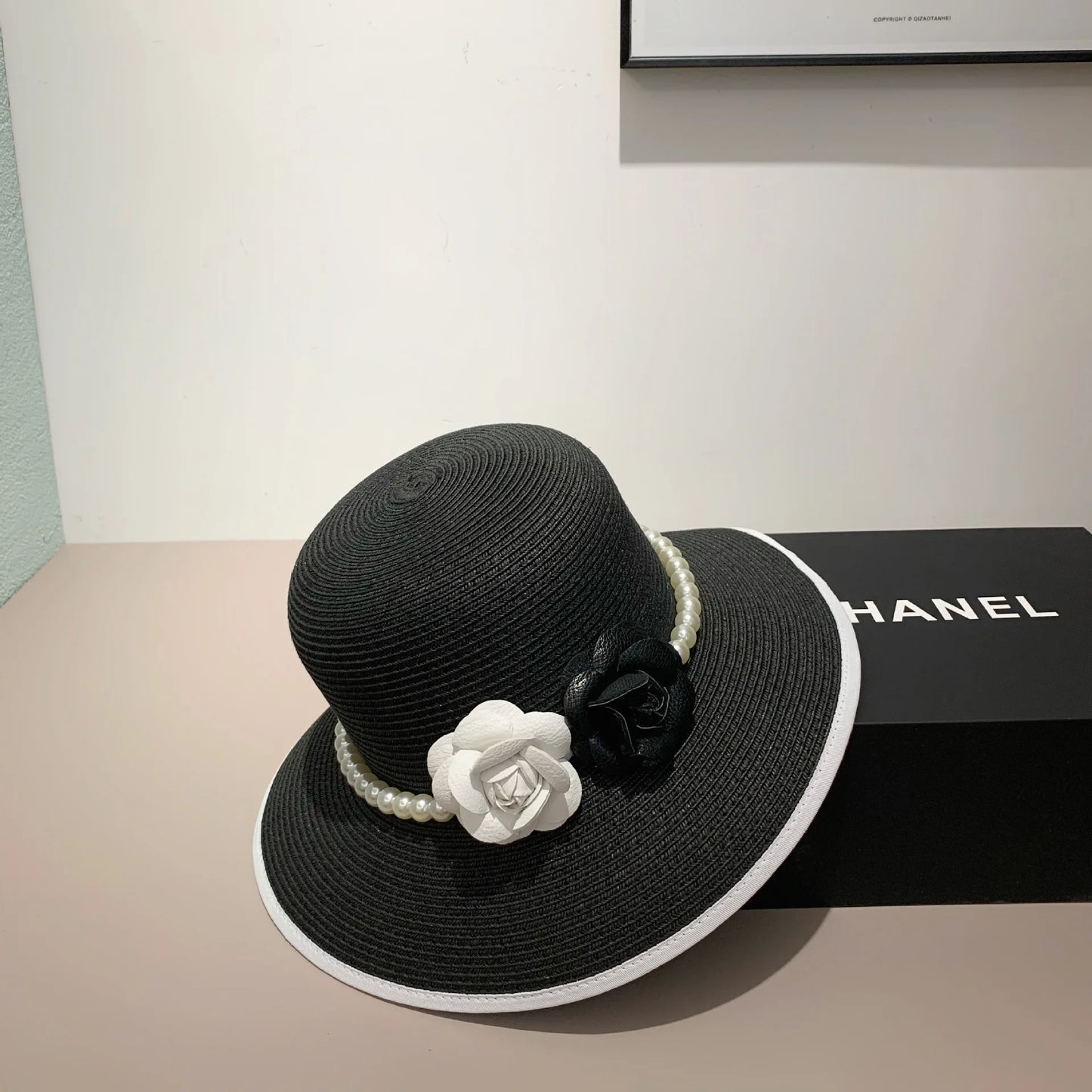 Japanese Style Fragrant Pearl Flower Dome Straw Hat For Mothers Girls Summer Beach Hat Holiday Sunhat Head Wear