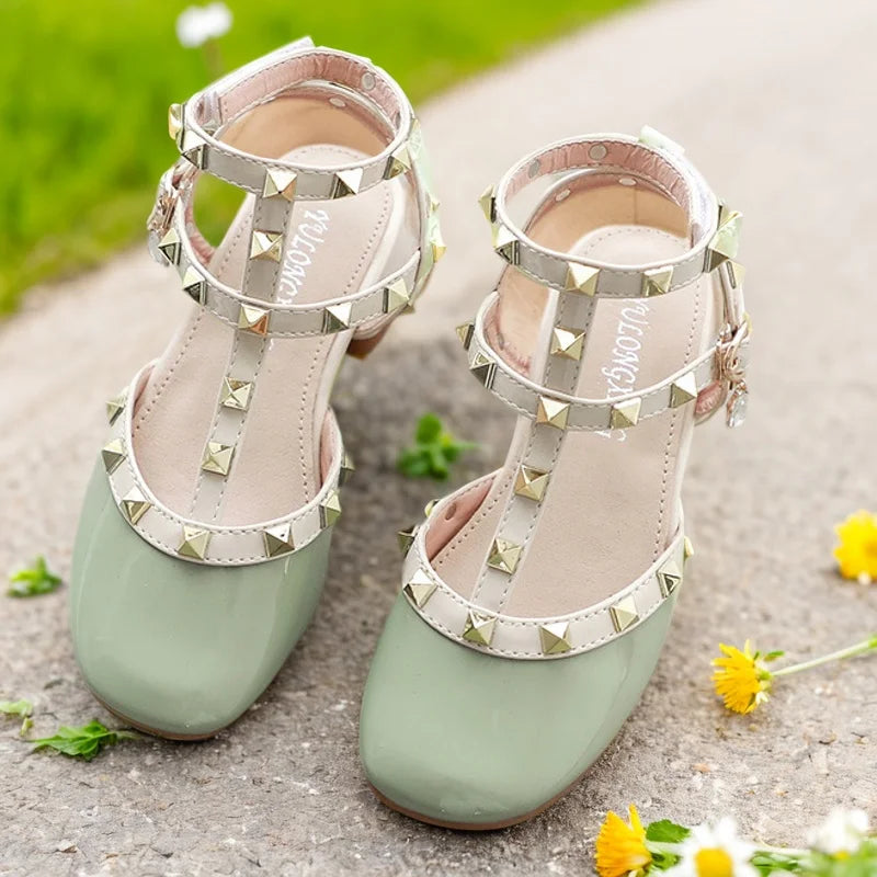 Gril's Sandalsnew Kid's Cool Babay Shoes Children's Shoes Infant Buckle Rivet Campus Show Sandals Kid's Sandals For Baby Sandals