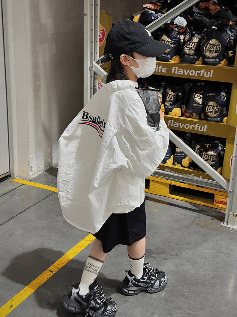 𝐶ℎ𝑖𝑐 𝑈𝑛𝑖𝑠𝑒𝑥 𝑂𝑣𝑒𝑟𝑠𝑖𝑧𝑒𝑑 𝑊ℎ𝑖𝑡𝑒 𝑆ℎ𝑖𝑟𝑡